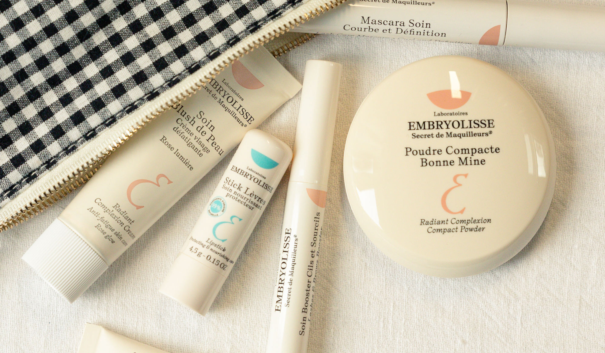 Routine make-up* express pour un teint frais et lumineux