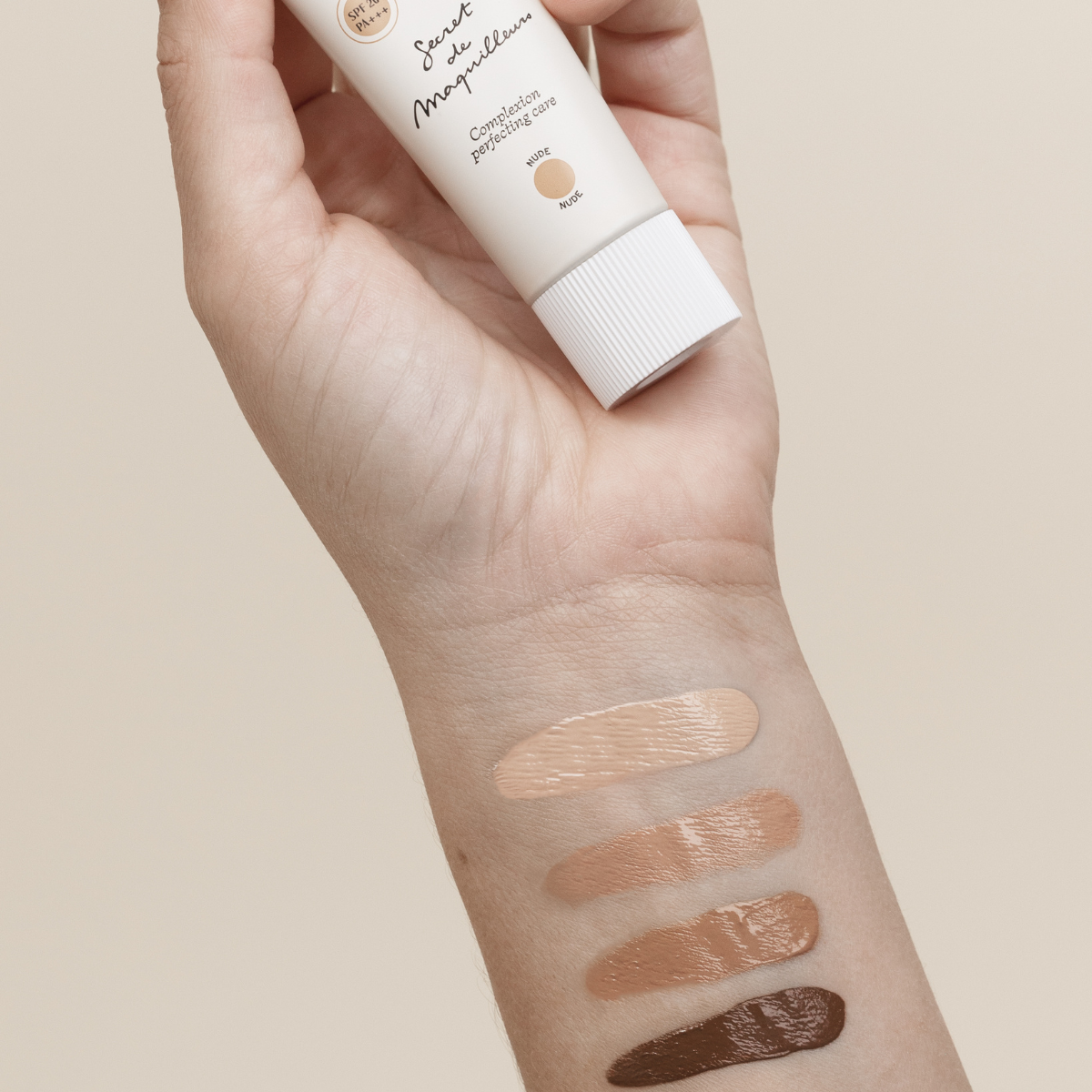 CC Cream+ Doré