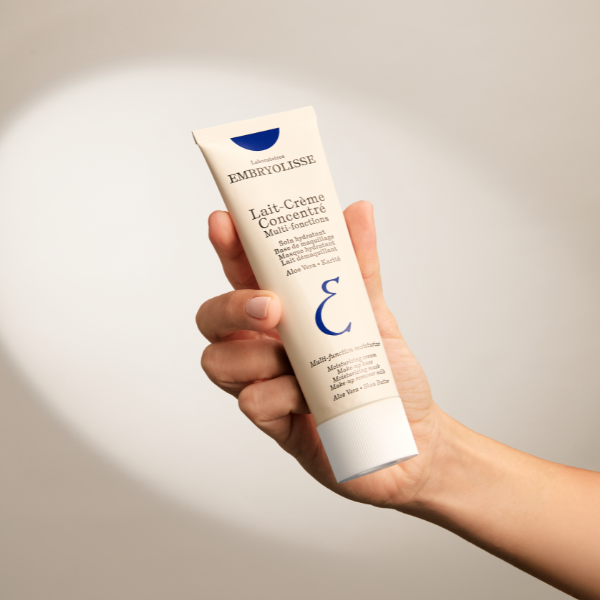 Routine contour des yeux