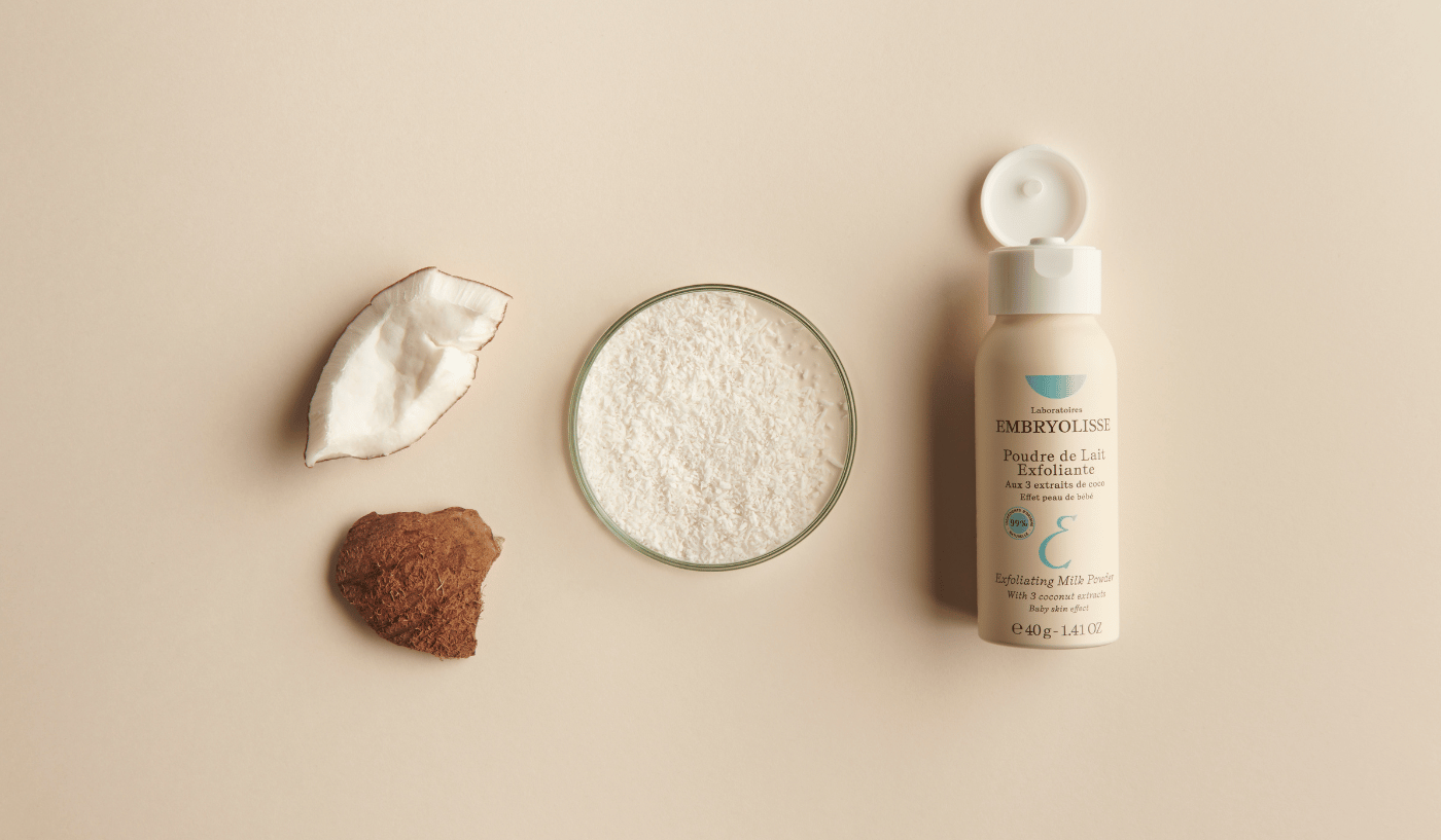 Poudre de Lait Exfoliante : Focus sur la noix de coco et ses bienfaits